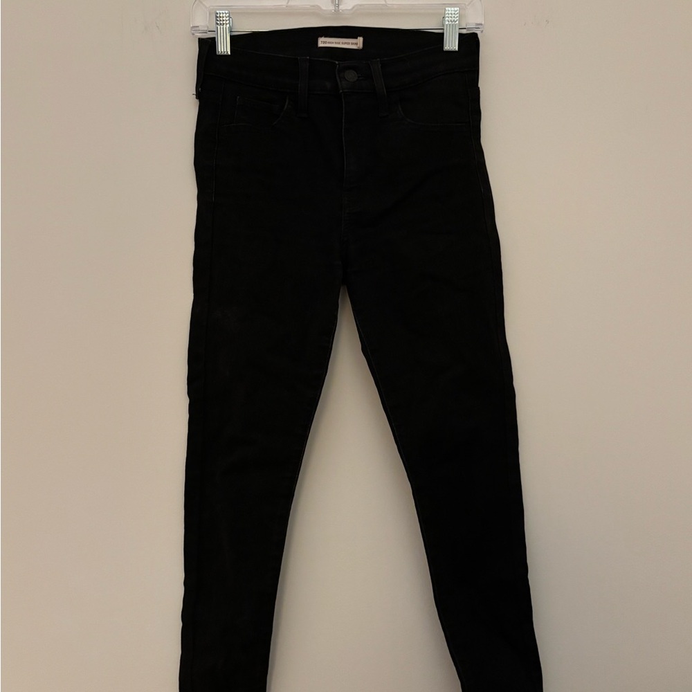 Levi’s Women's Black High Rise Super Skinny Jeans